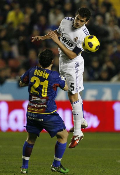 风云突变葡萄牙体育赛前队长鼓劲,国王杯版图或变,引发热议,医务组通报恢复的简单介绍 风云突变葡萄牙体育赛前队长鼓劲,国王杯版图或变,引发热议,医务组通报恢复的简单介绍